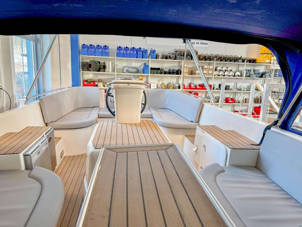 Primeur 700 Tender electric boat