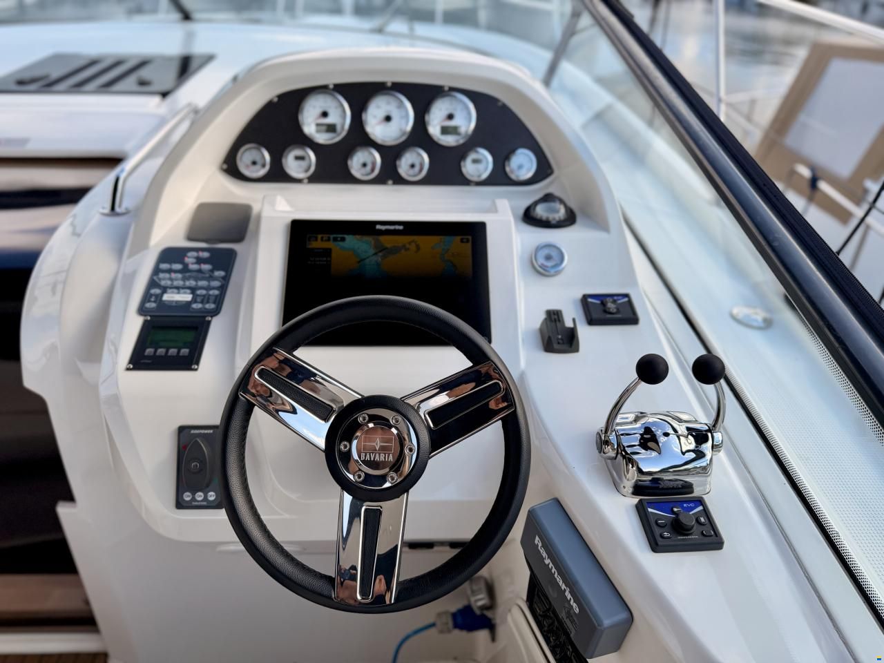 Bavaria Sport 38 Open