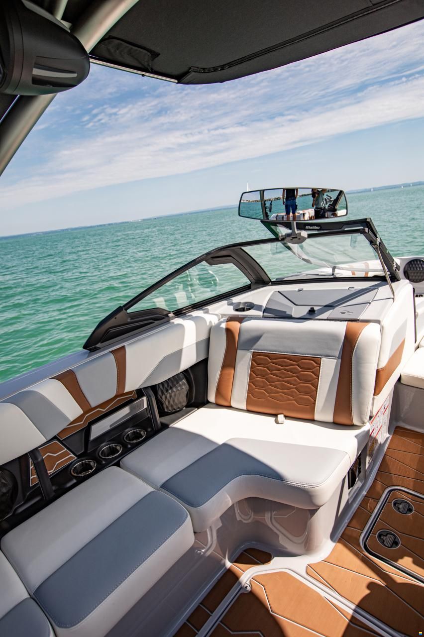 Malibu Wakesetter 23 MXZ