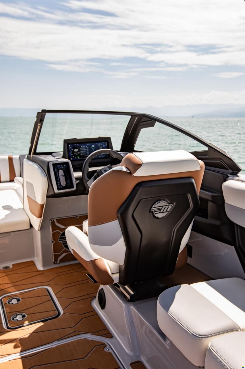 Malibu Wakesetter 23 MXZ