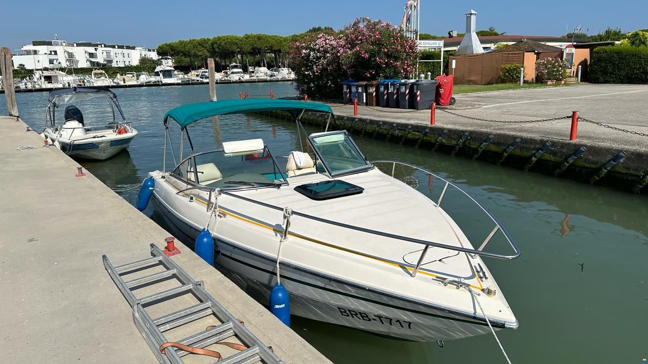 Stingray 695