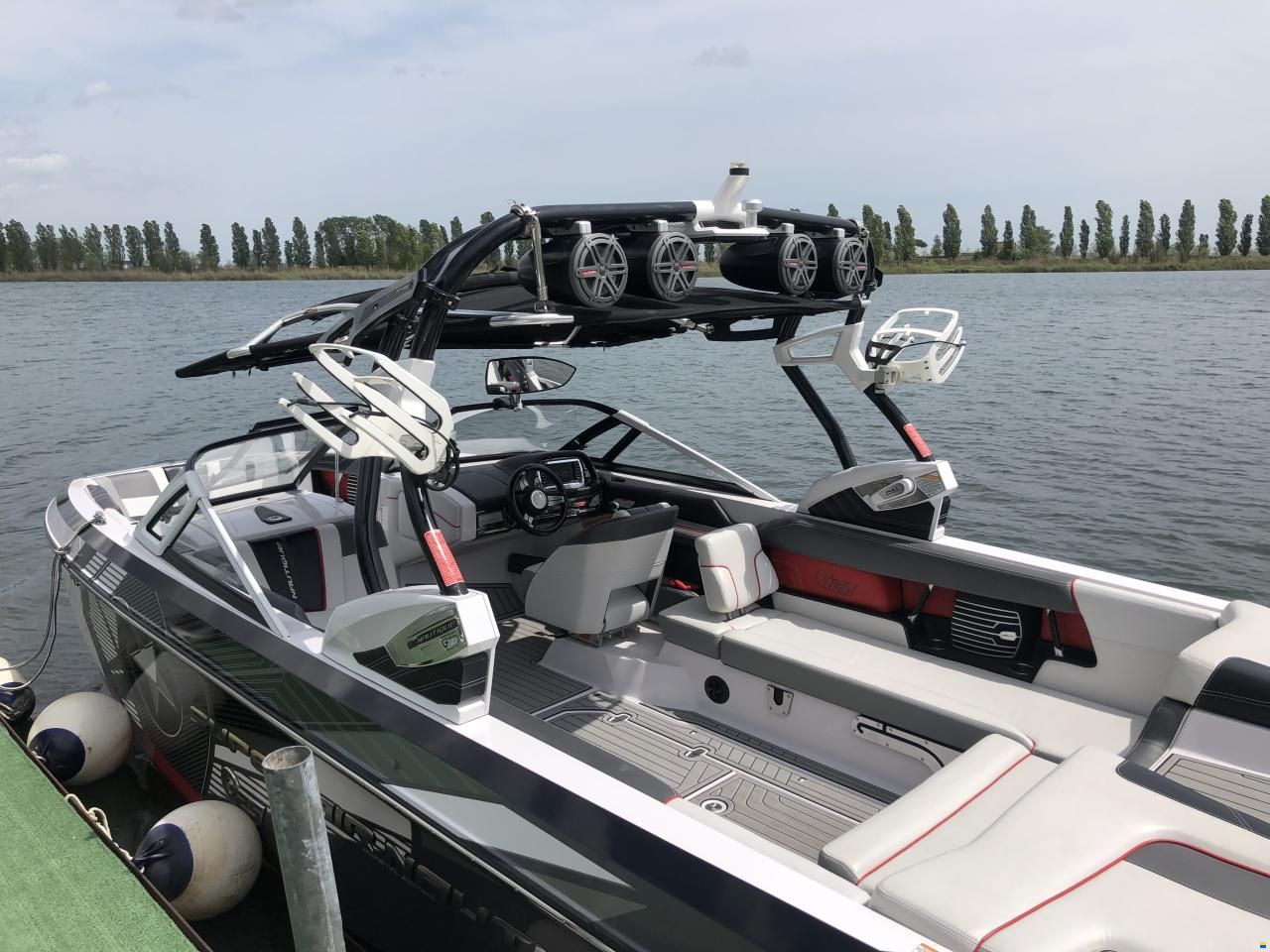 Nautique G25 Coastal Edition