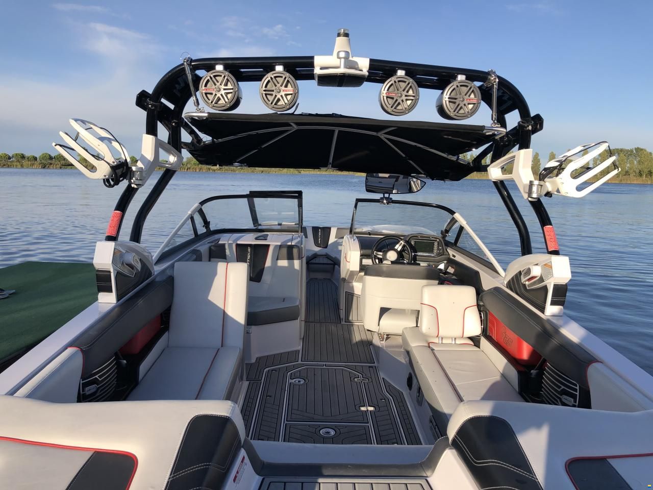 Nautique G25 Coastal Edition