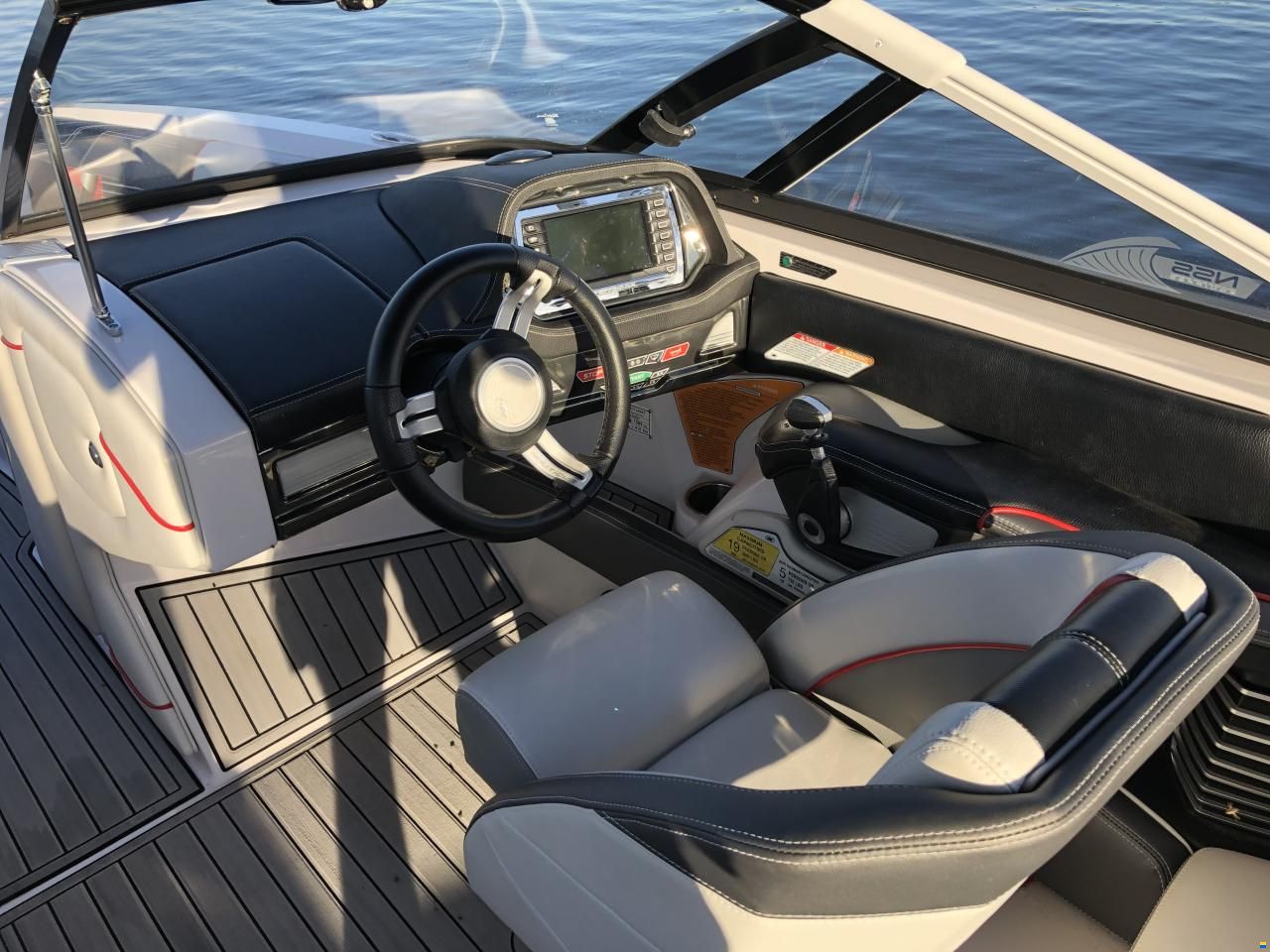 Nautique G25 Coastal Edition