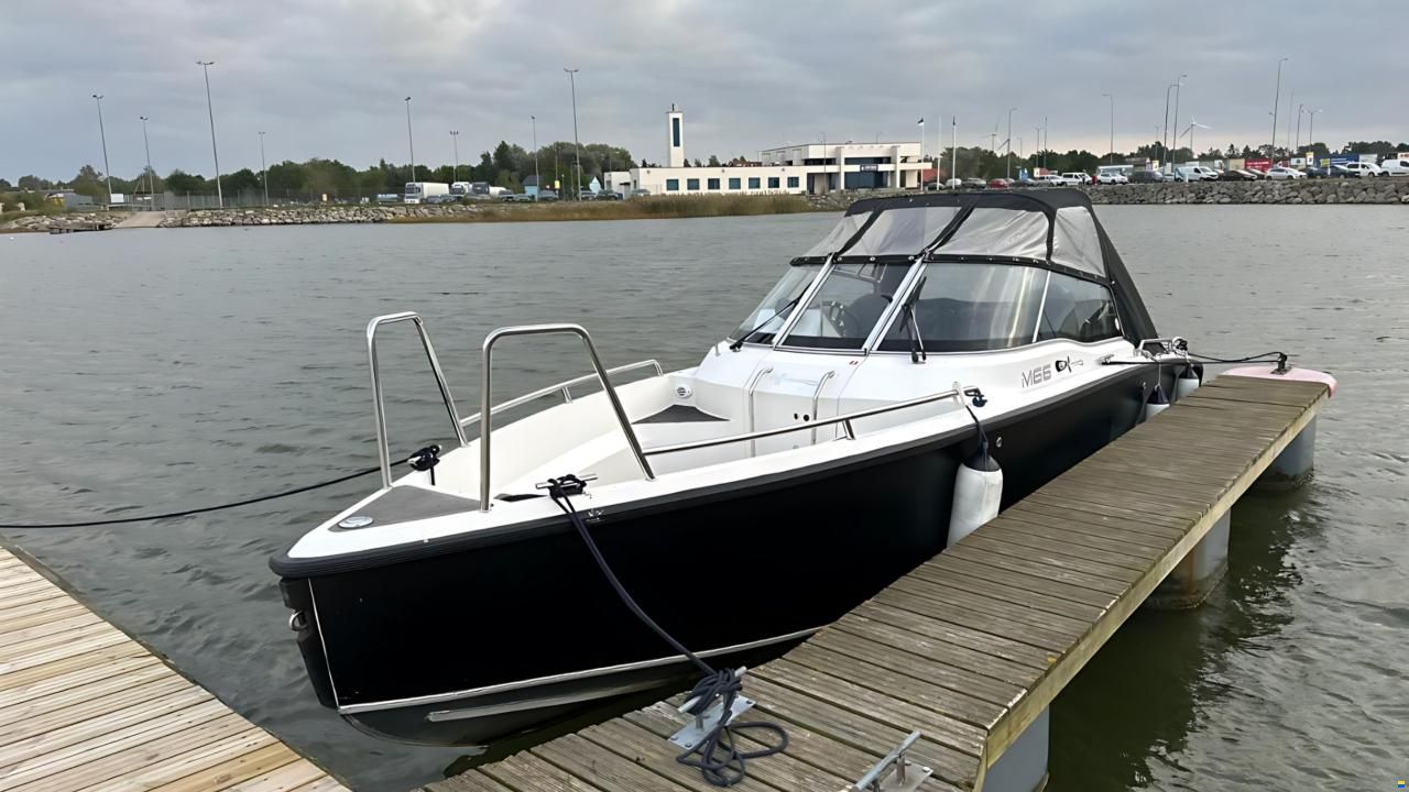 XO Boats 240 RS