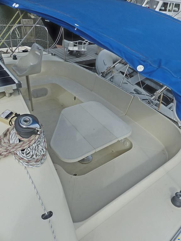 Fountaine Pajot Tobago 35