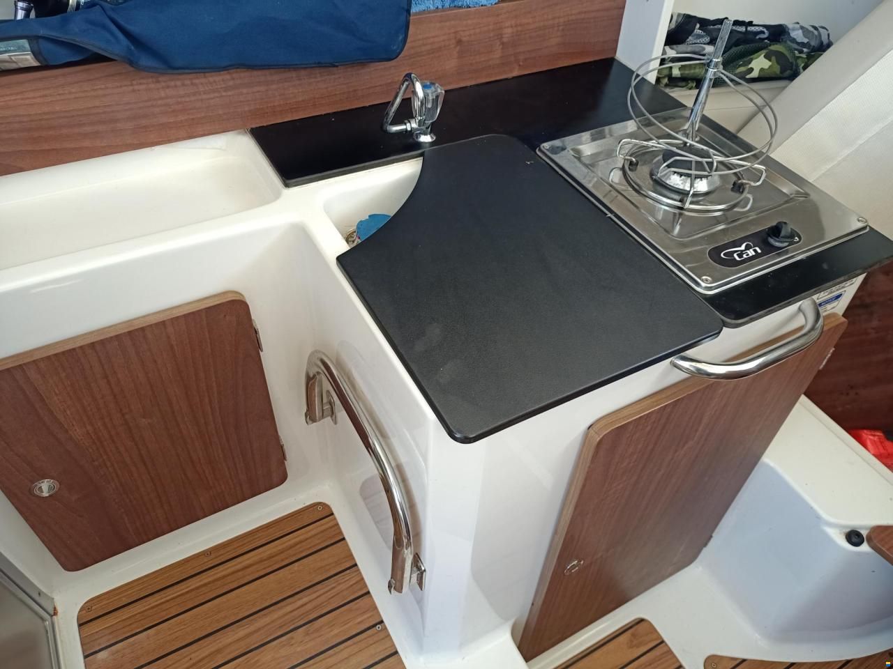 Quicksilver Arvor 810