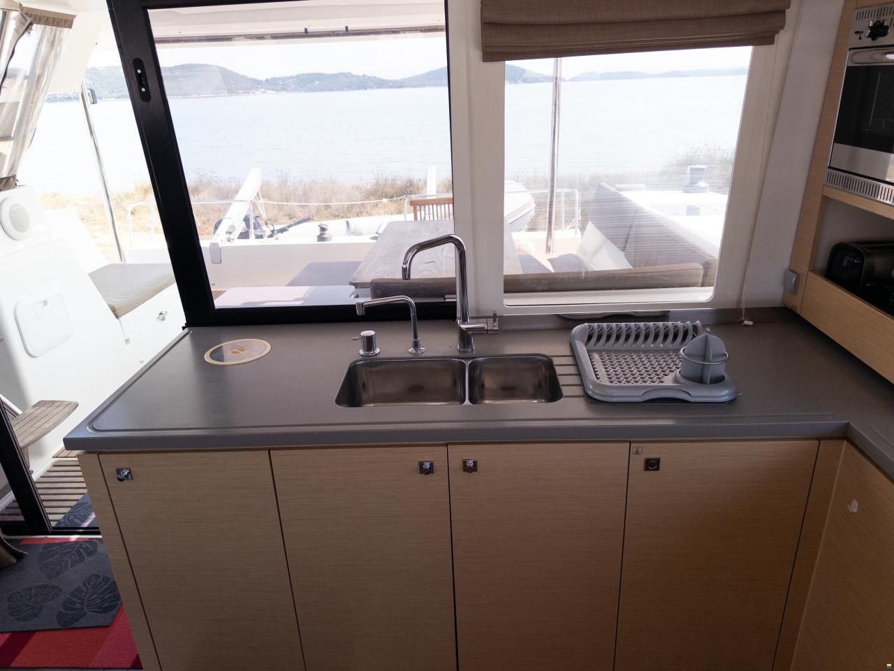 Fountaine Pajot Helia 44