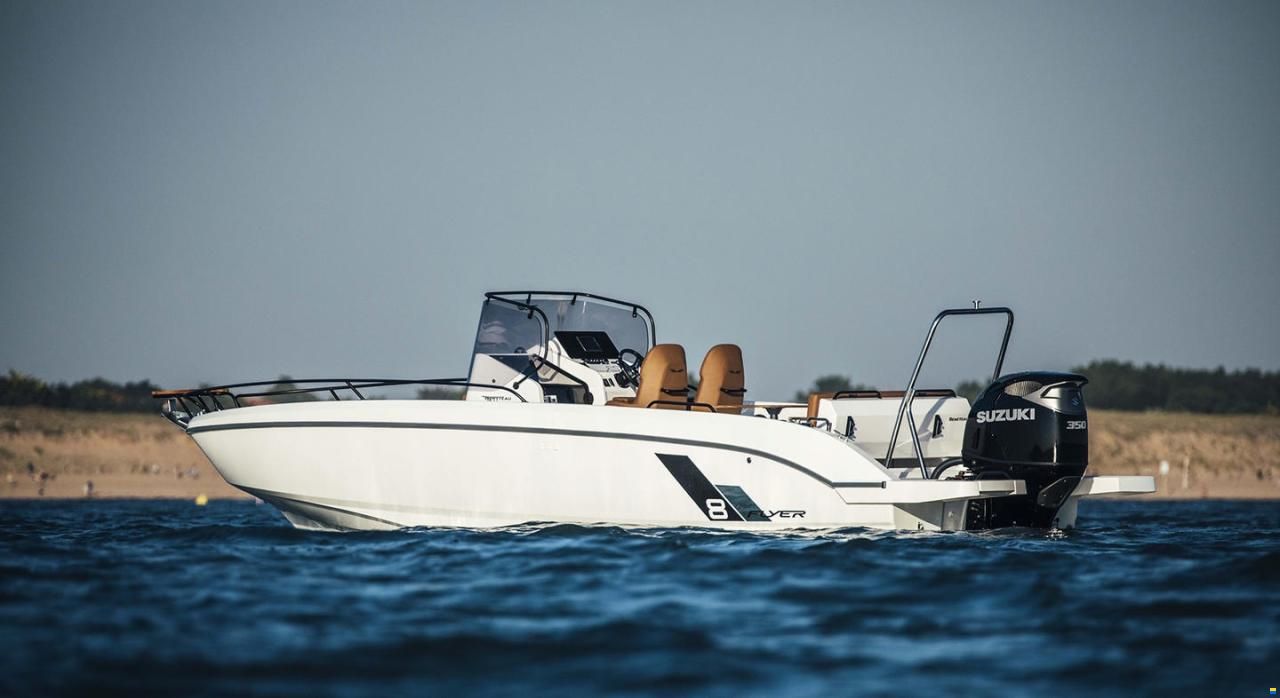 Beneteau Flyer 8