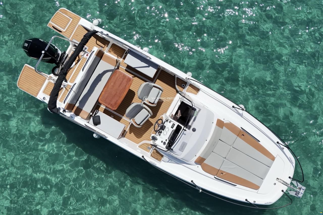 Beneteau Flyer 8