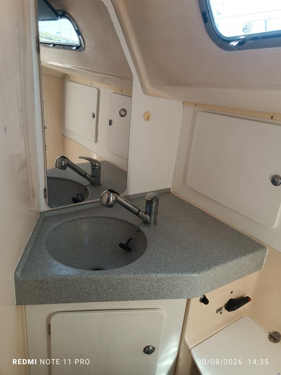 Bavaria 37