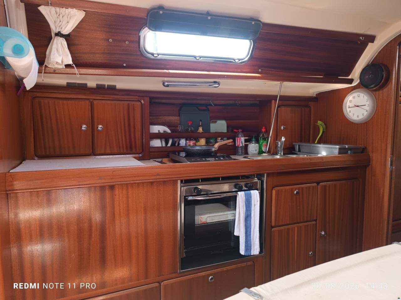 Bavaria 37