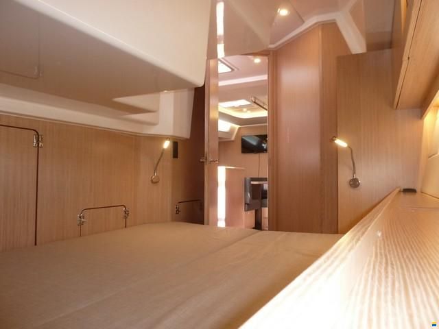 Bavaria C45 Style