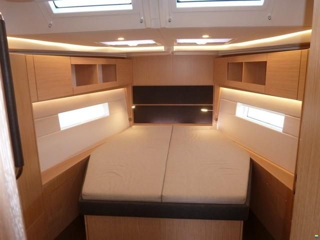 Bavaria C45 Style