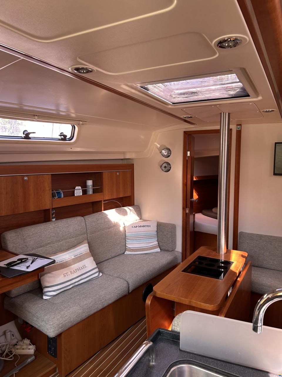 Hanse 385