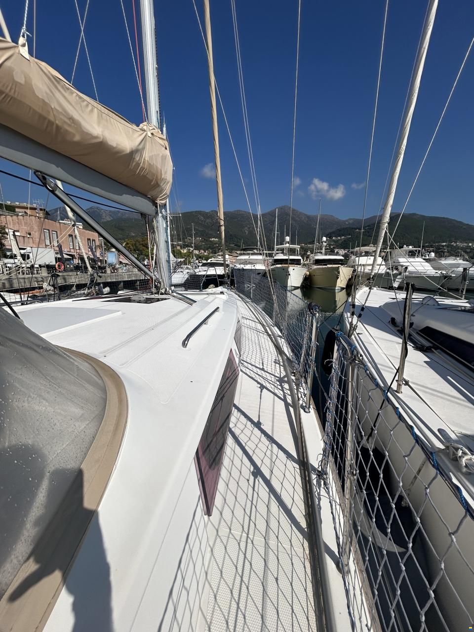Hanse 385