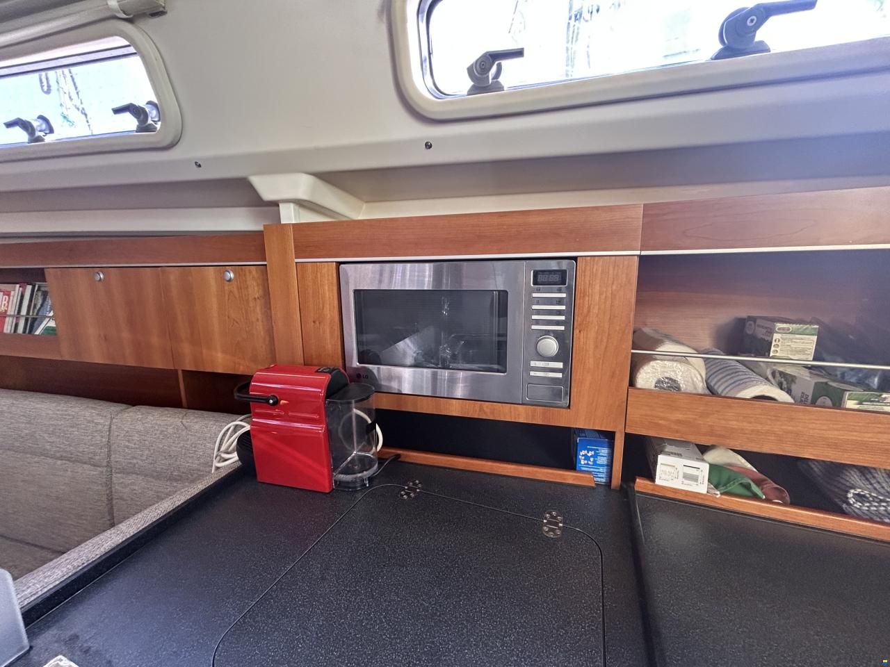 Hanse 385