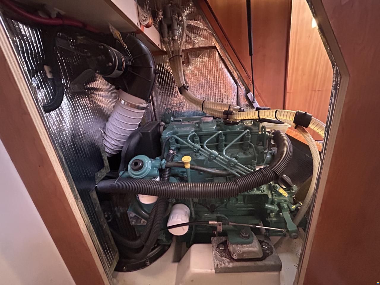 Hanse 385