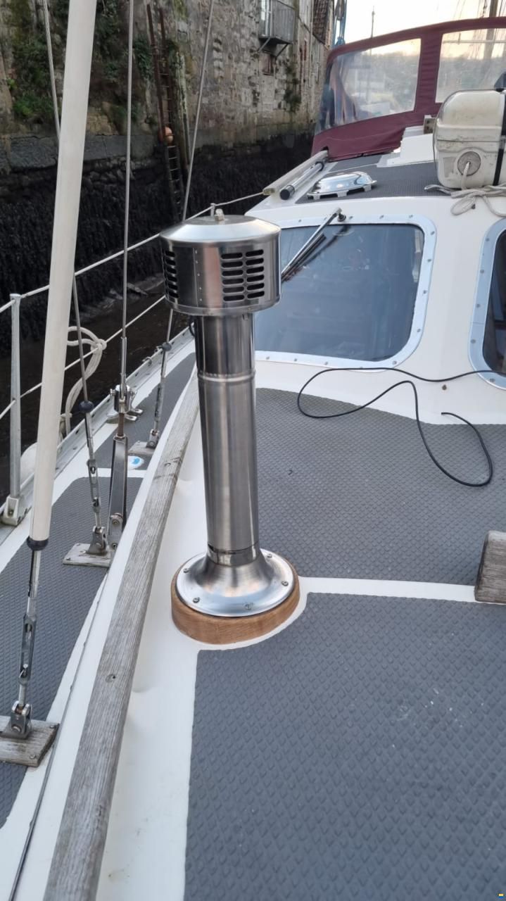 Trident Voyager 35