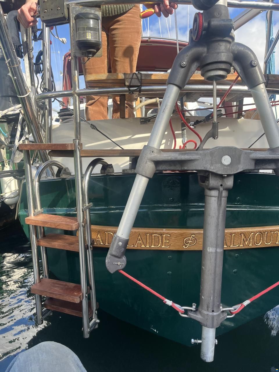 Trident Voyager 35
