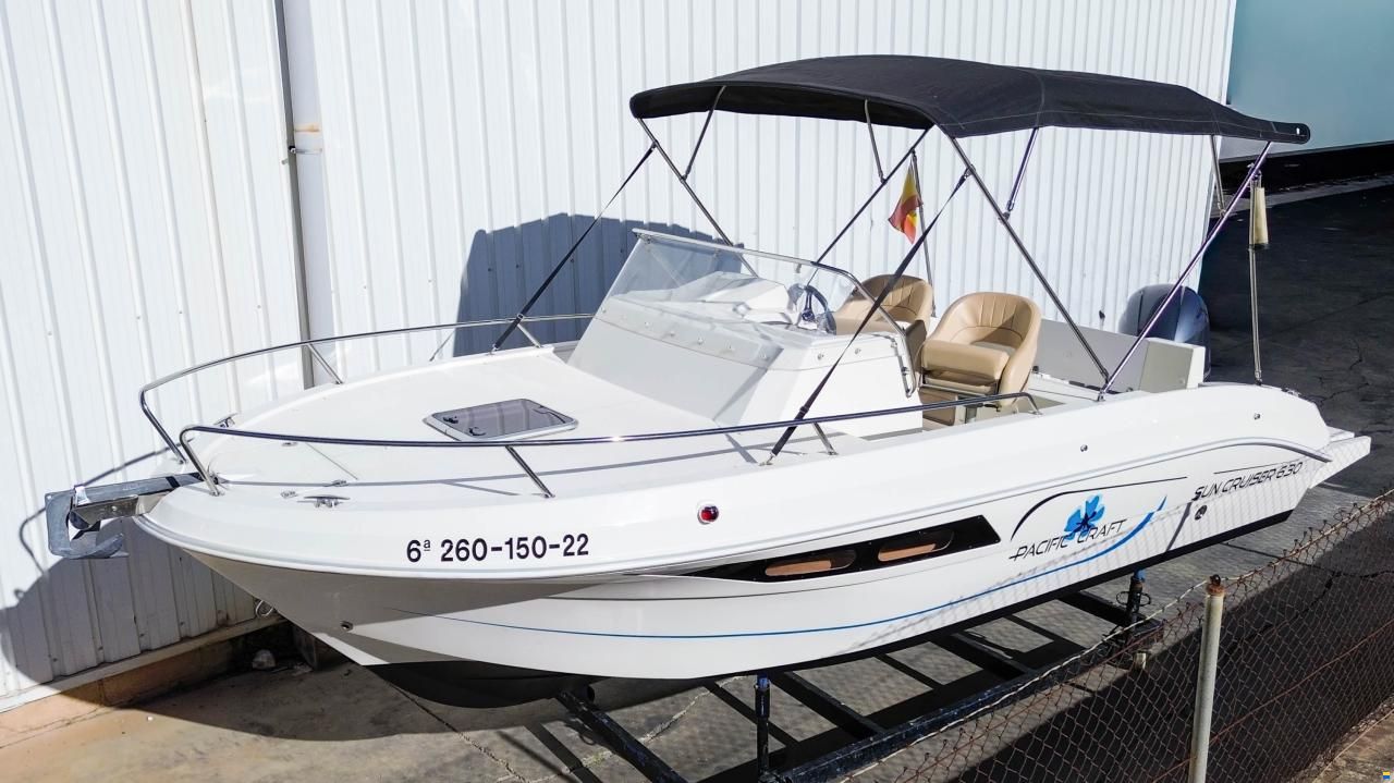 Pacific Craft 630 Suncruiser