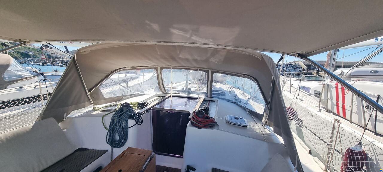 Dufour 405