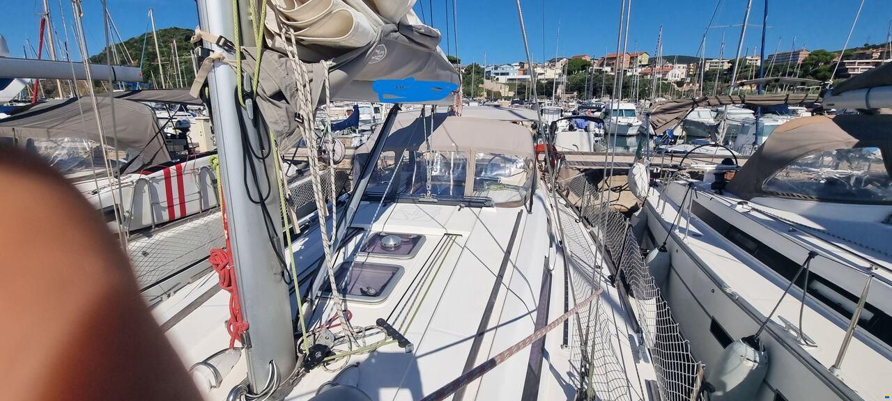 Dufour 405