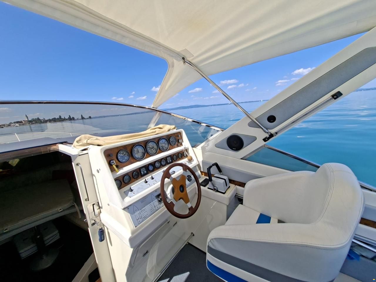 Cranchi Endurance 31