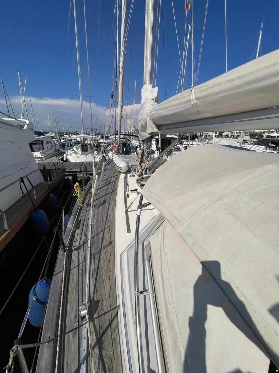 Hallberg-Rassy 382