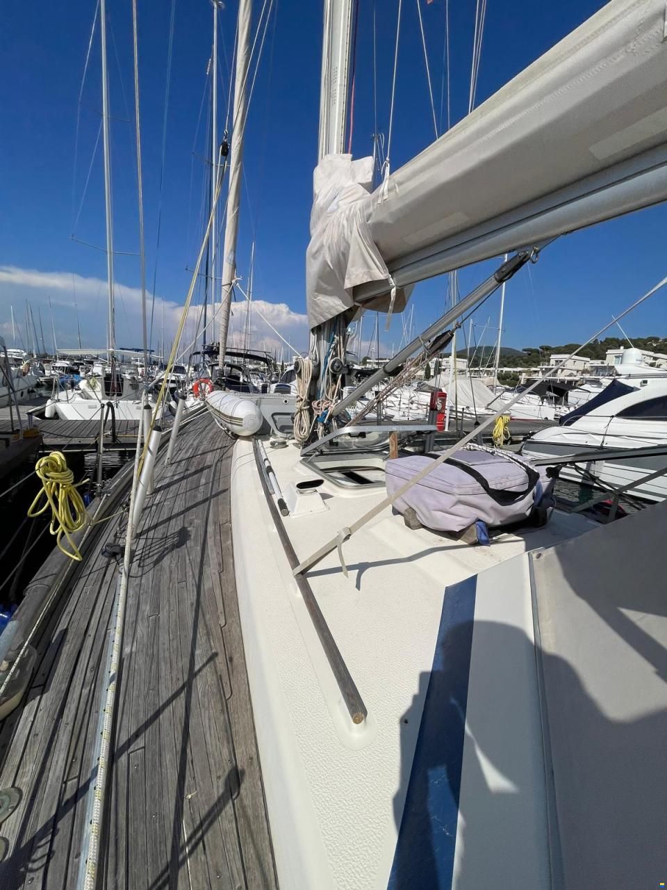 Hallberg-Rassy 382
