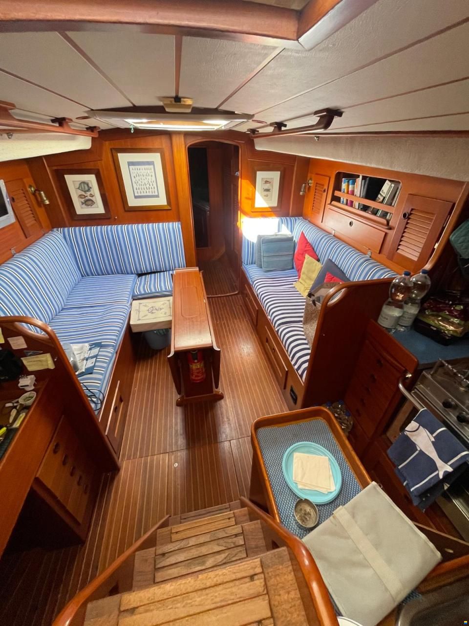Hallberg-Rassy 382