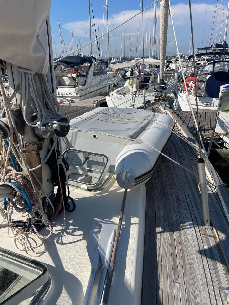 Hallberg-Rassy 382