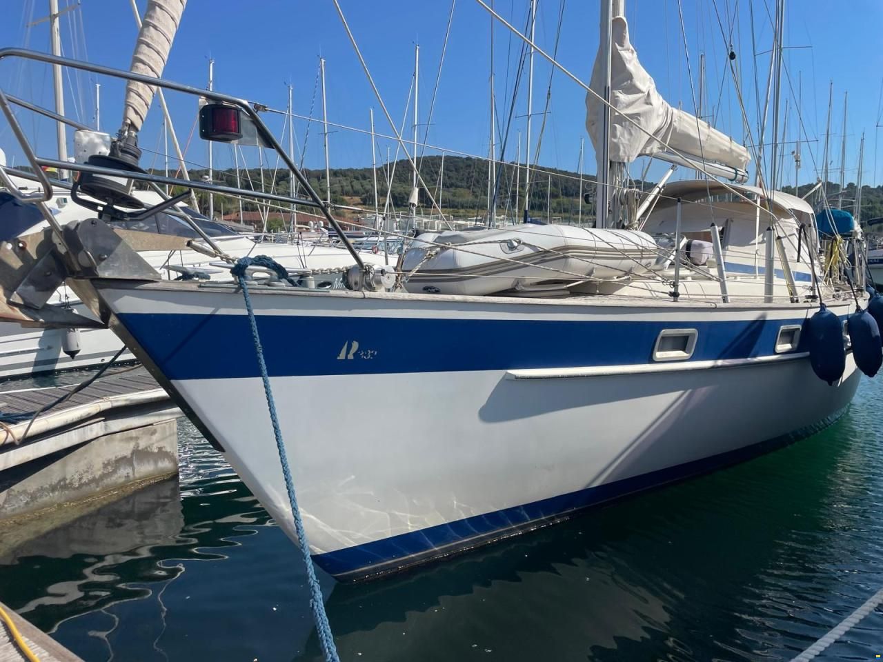 Hallberg-Rassy 382