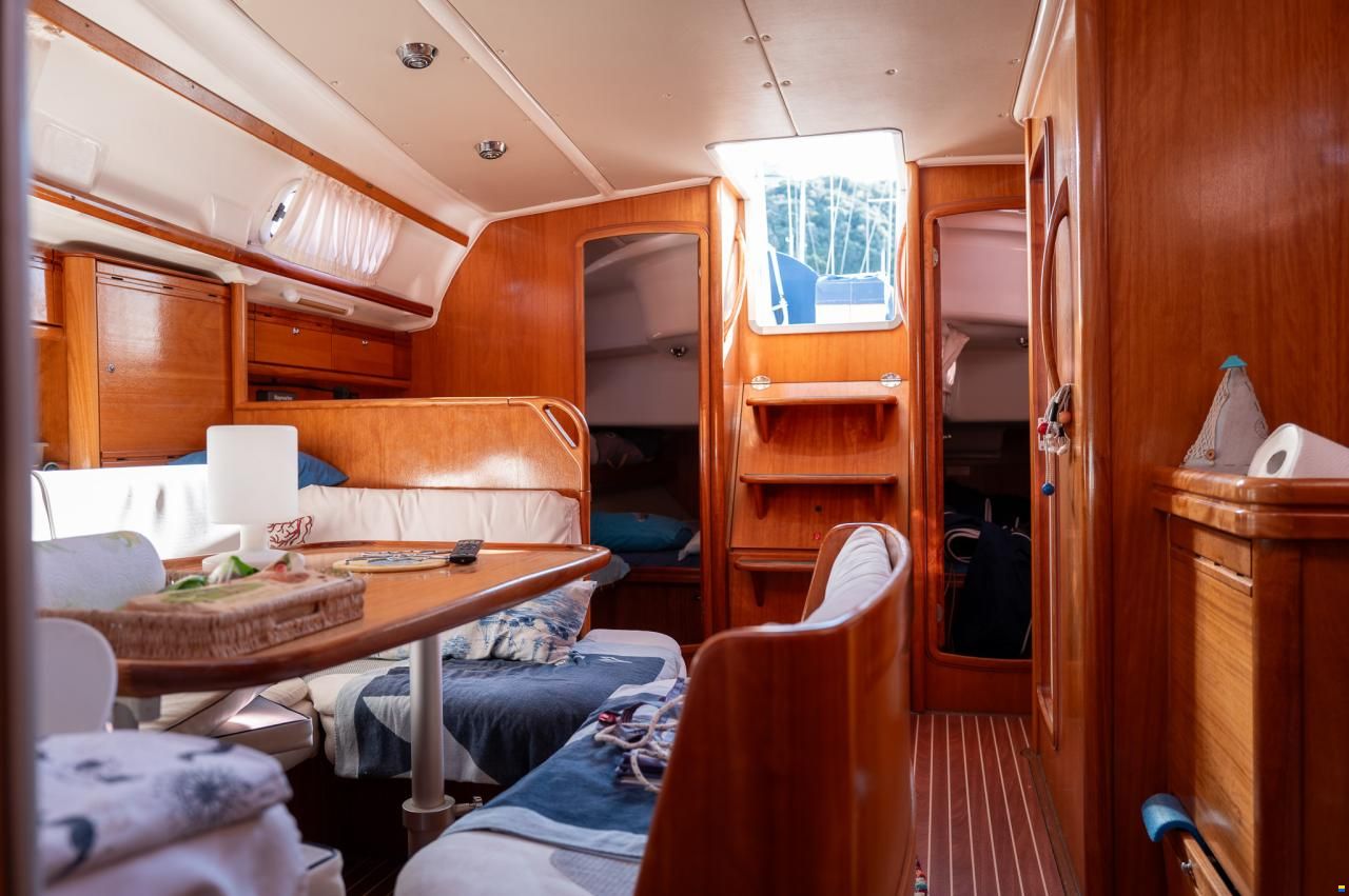 Bavaria 42 CRUISER