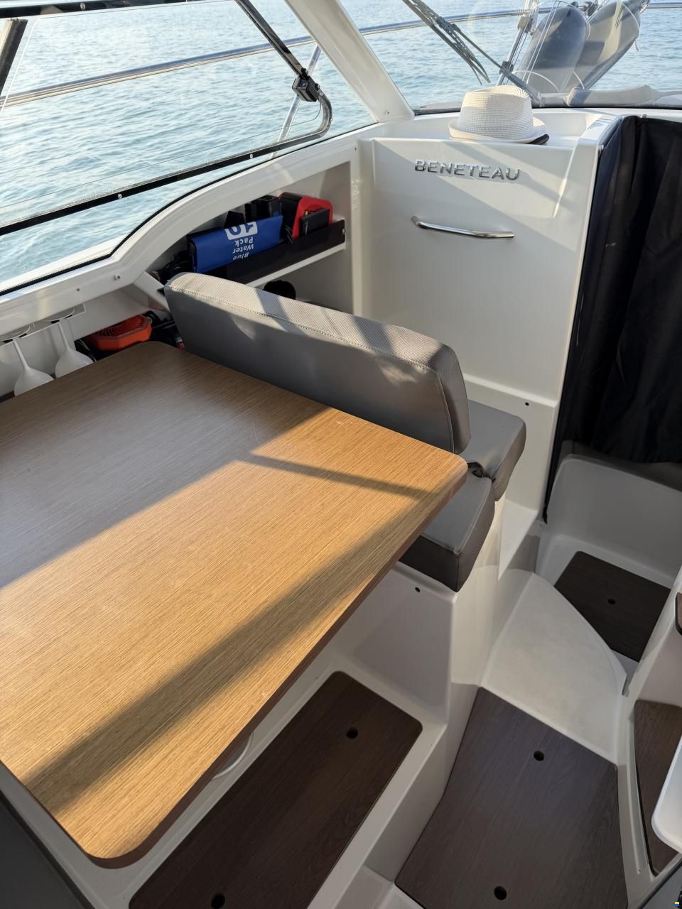 Beneteau Antares 8 OB