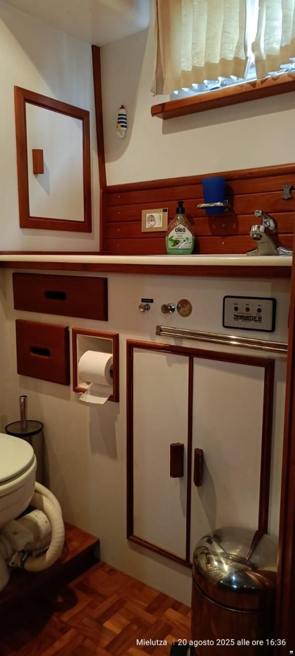 Grand Banks 36 MOTORYACHT