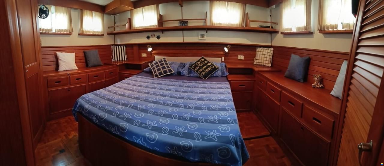 Grand Banks 36 MOTORYACHT