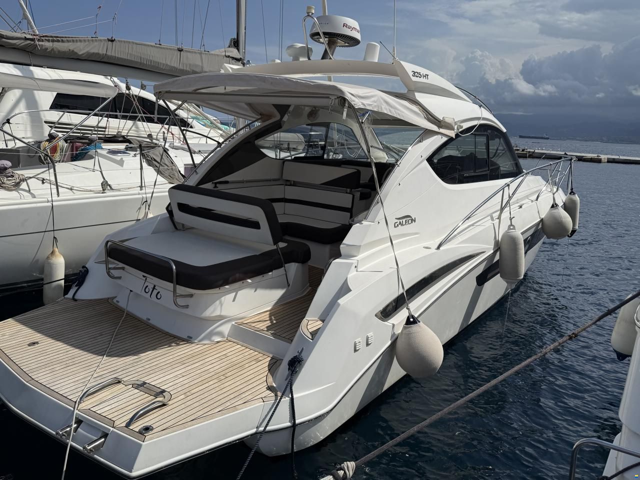 Galeon 325 HT