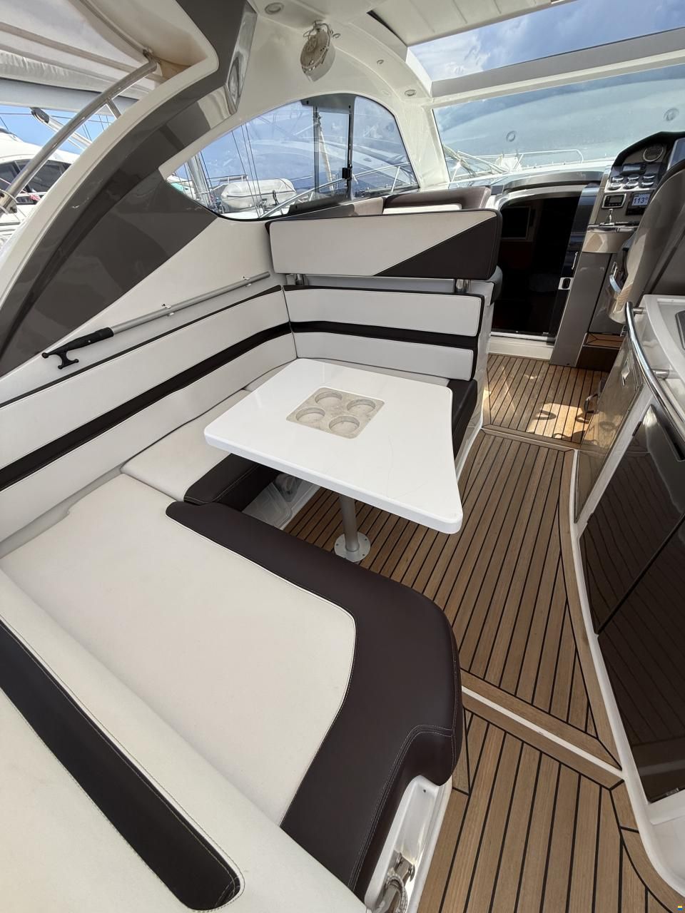Galeon 325 HT