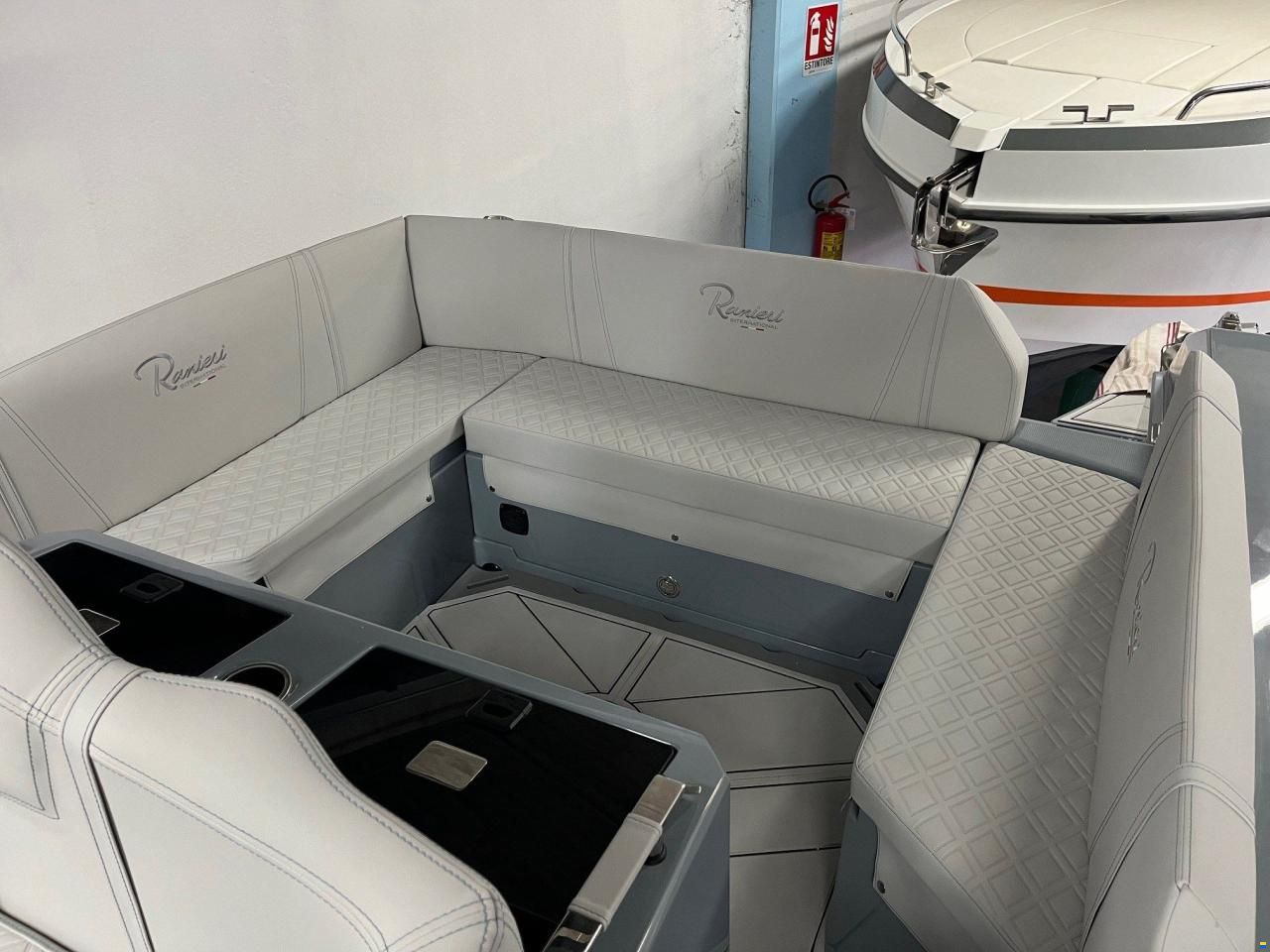 Ranieri Cayman 28 Executive