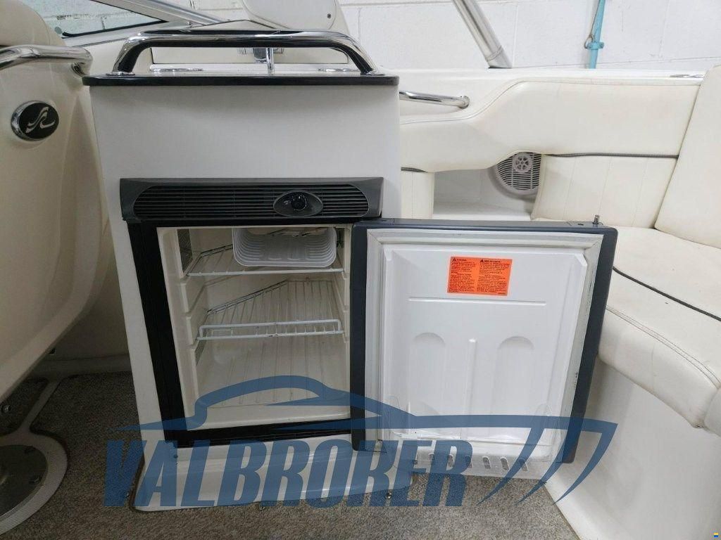 Sea Ray 250 SLX