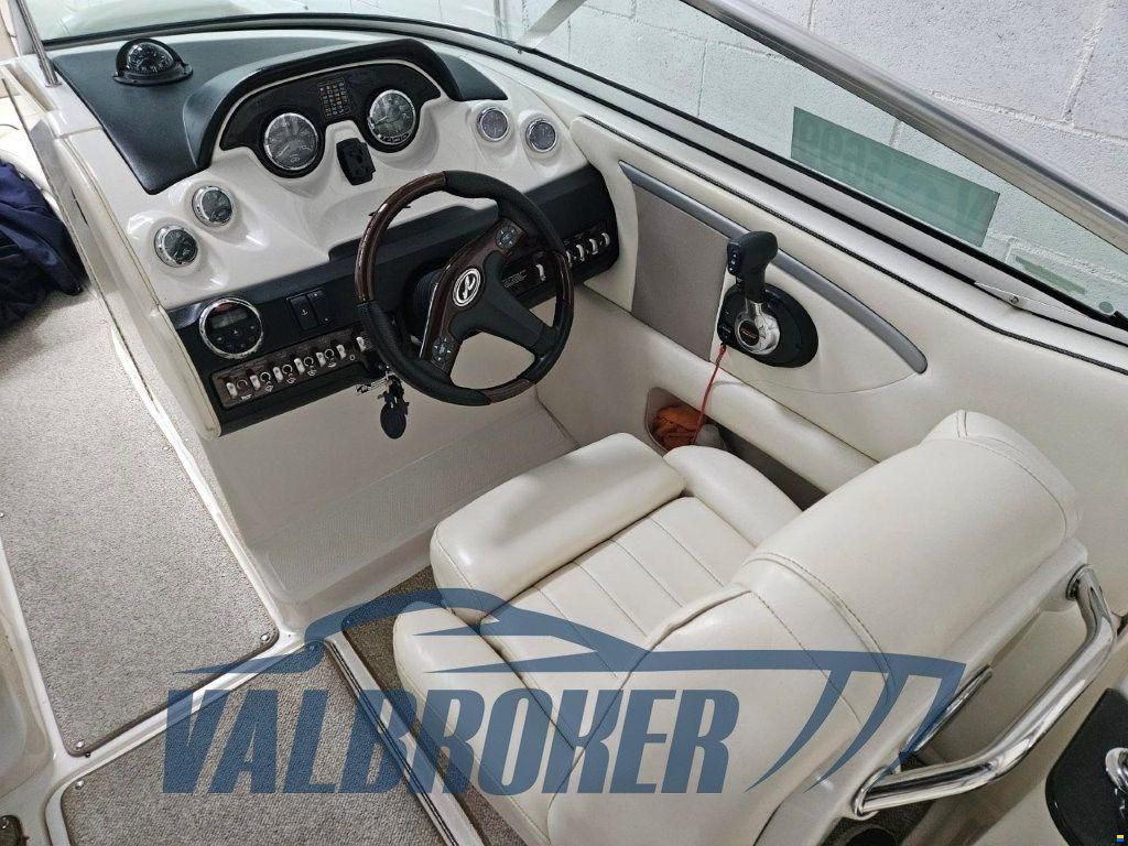 Sea Ray 250 SLX