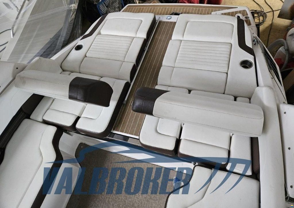 Regal Marine 2500