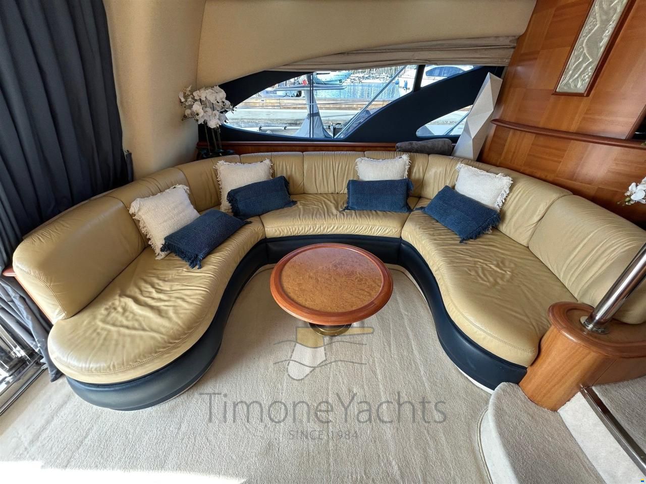 Azimut 62 fly