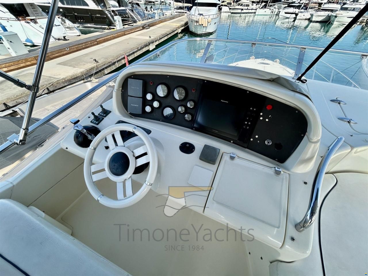Azimut 62 fly