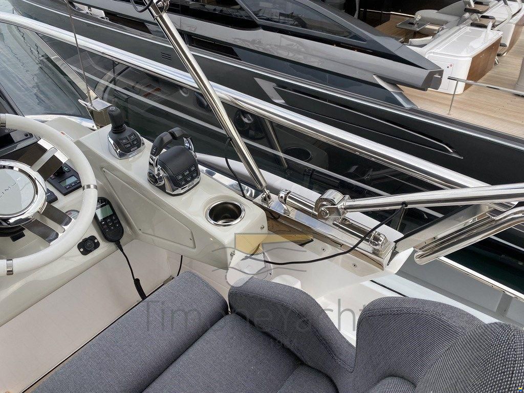 Azimut S7