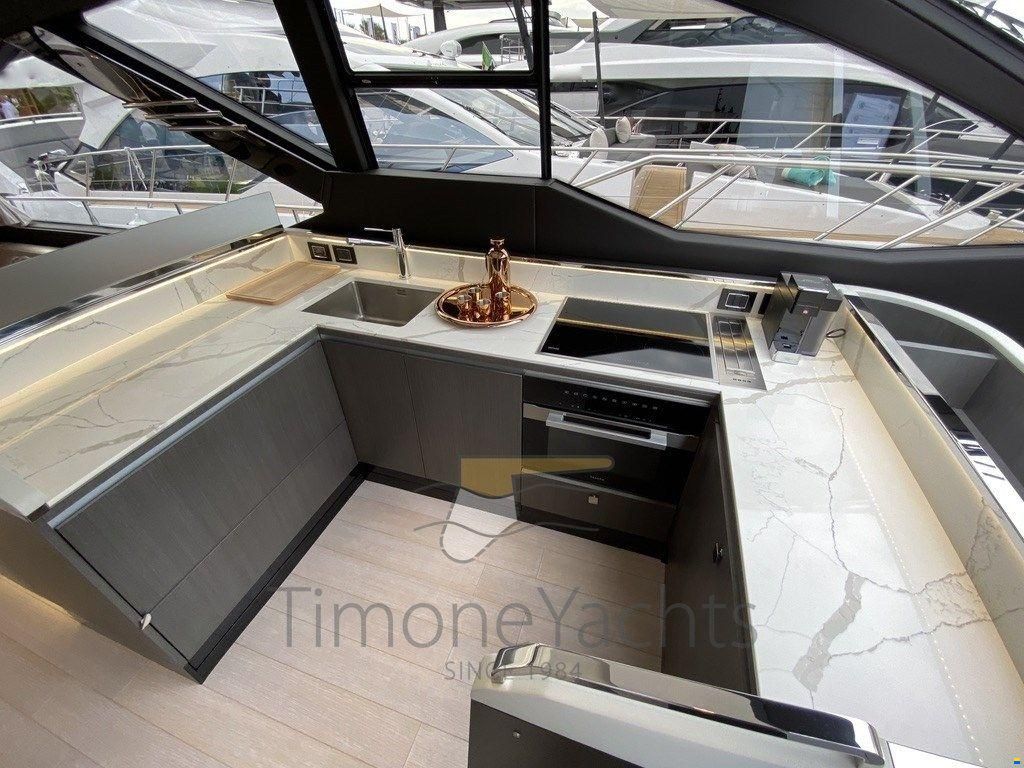 Azimut S7