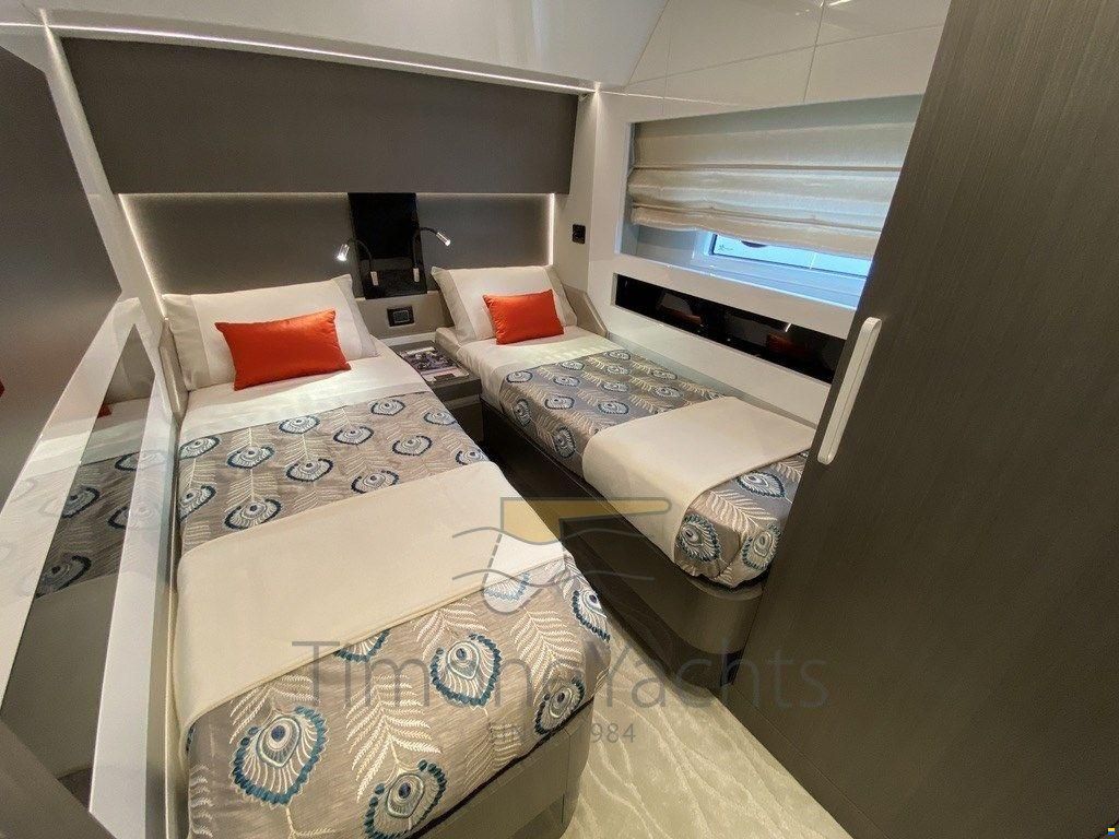 Azimut S7