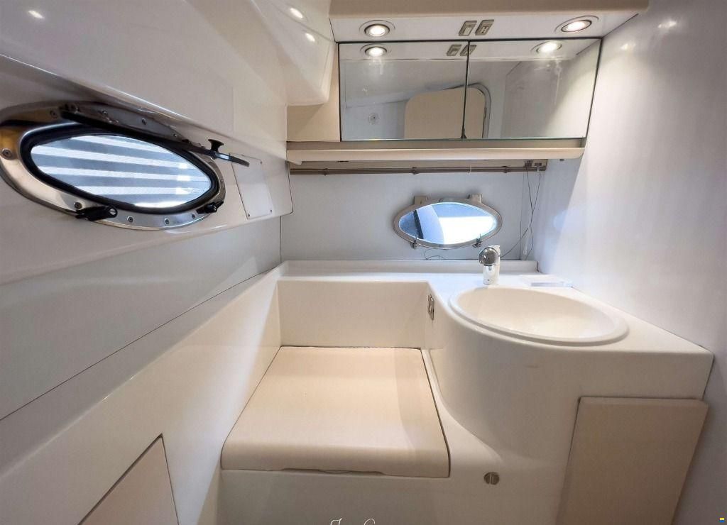 Pershing 40