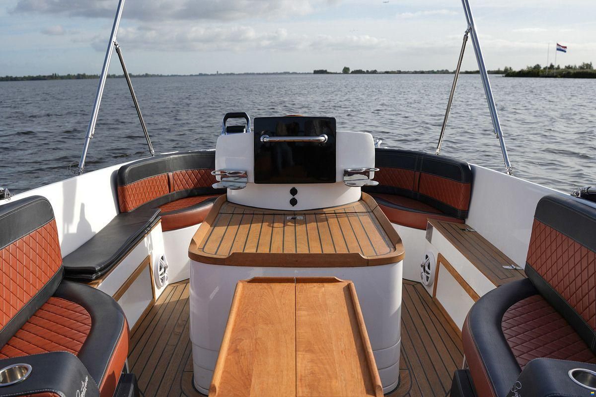 Nauta Spirit 28